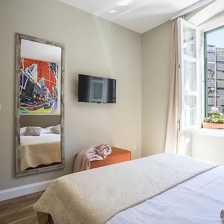 Gostinjska kuća Piano Nobile 4*