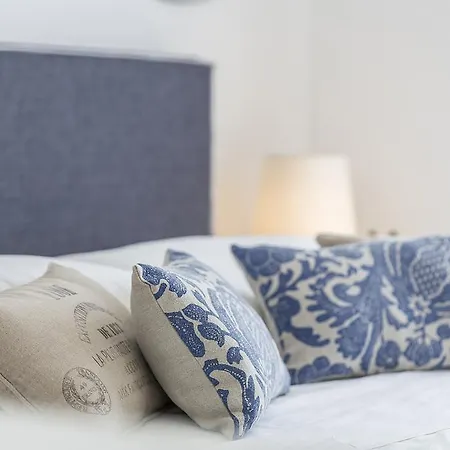 Πανσιόν Piano Nobile 4*