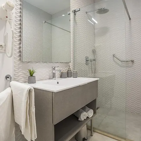 Πανσιόν Piano Nobile 4*